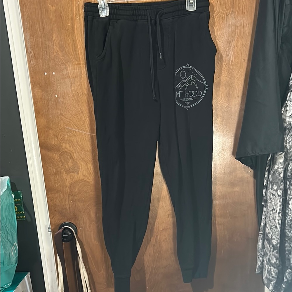 Black Mt. Hood Joggers